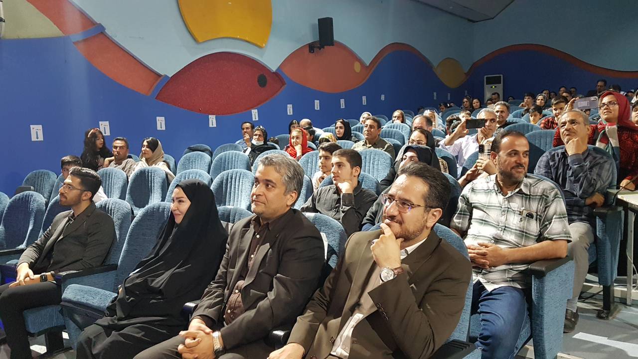 آیین تجلیل از قهرمانان بینالمللی المپیاد جهانی در کانون کرمانشاه