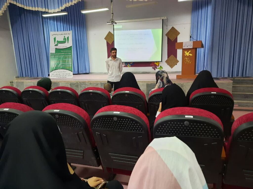 برگزاری جشن ولایت و امامت در مراکز فرهنگی- هنری استان همدان