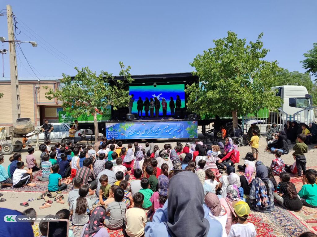 کودکان زلزله زده کاشمر امداد فرهنگی در روستاهای زلزلهزده کاشمر