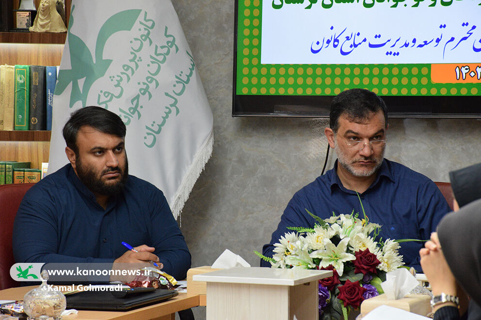 دست به دست هم دهیم تا مرغک کانون به پرواز درآید