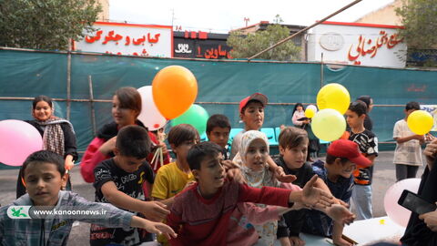 استقبال بی نظیر کودکان‌ نوجوانان و همشهریان زنجان از برنامه کودکانه مل‌مل و حسین اکبری در روز غدیر خم( روز اول)