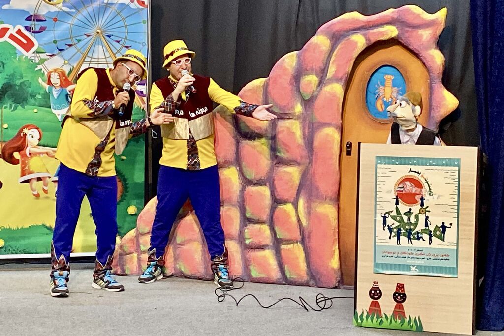 شعار یکصدای تابستونتو بساز در کانون قم