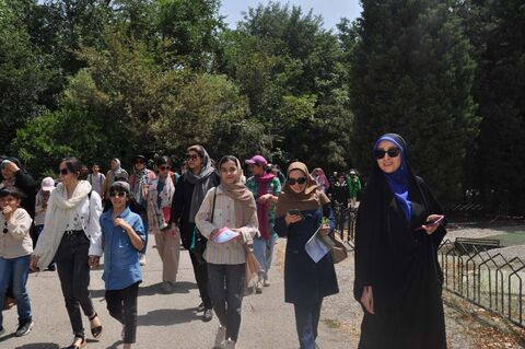 بازدید جمعی از اعضای مراکز البرز از باغ ملی گیاه شناسی