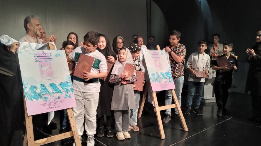 کشف استعدادهای خلاق در کتابخانه های کانون صورت می گیرد