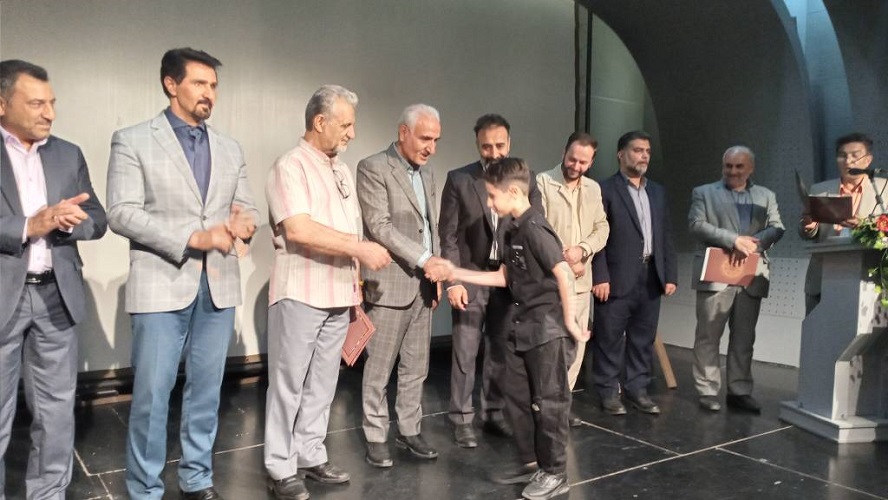 کشف استعدادهای خلاق در کتابخانه های کانون صورت می گیرد