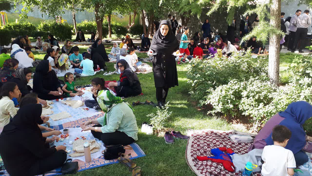 کانون کرمانشاه با صبحانهای در کنار خانوادهها