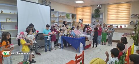 ویژه برنامه حکایت باقی است