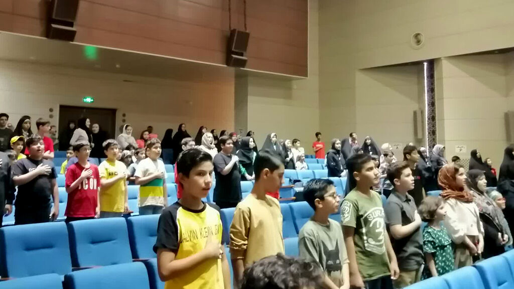 جشن زیر سقف خانه، همراهی سه نسل در کانون قم