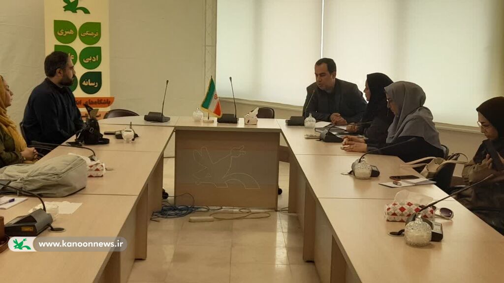 نشست با حلقههای مردمی در مجتمع فرهنگی هنری گرگان