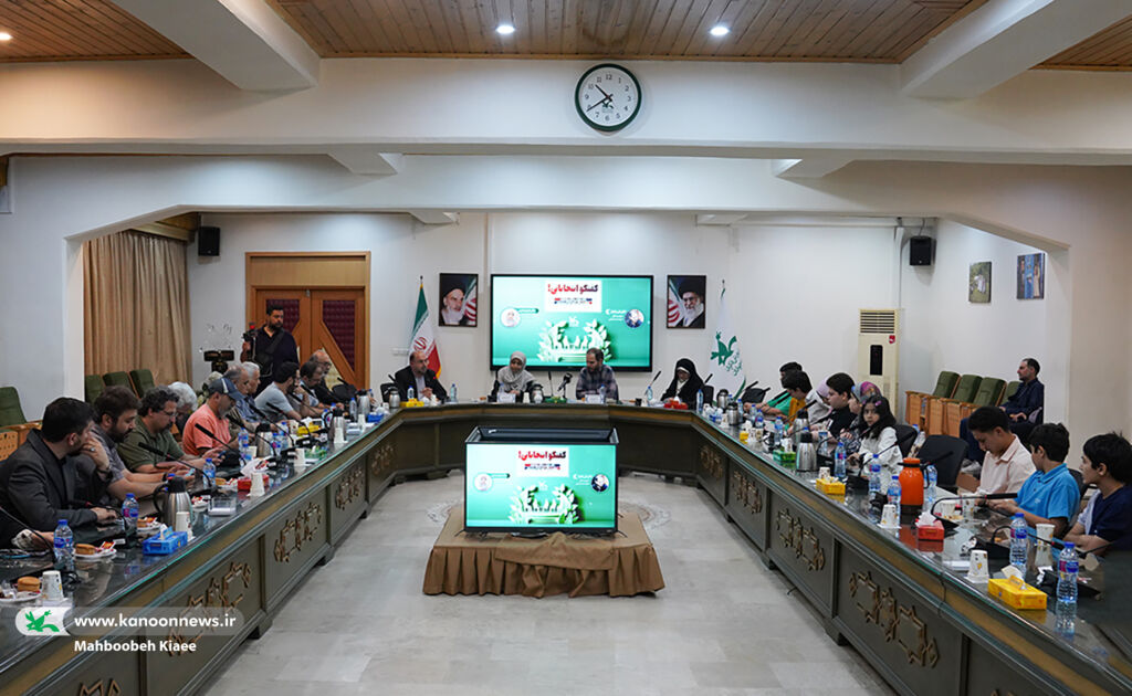 گفتوگوی صریح نوجوانان و اهالی فرهنگ با نمایندگان نامزدهای ریاست جمهوری