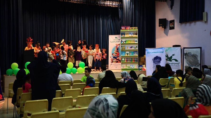 گرامی داشت روز ملی ادبیات کودک و نوجوان با حضور جمال الدین اکرمی