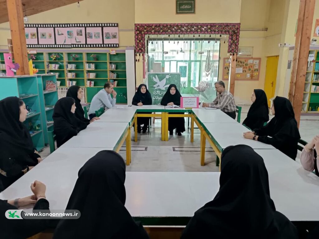 جلسه جهاد تبیین مشارکت در انتخابات در کانون گمیشان