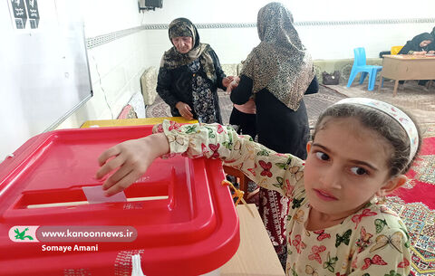 دوره دوم انتخابات ریاست جمهوری با حضور پر شور رای اولی ها در کردستان