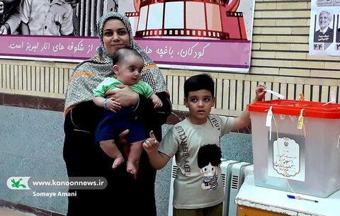 دوره دوم انتخابات ریاست جمهوری با حضور پر شور رای اولی ها در کردستان