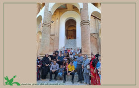 حضور اعضاء مراکز الگوی تربیتی کردستان در بنای تاریخی عمارت خسروآباد