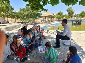 روایت فعالیت های کتابخانه سیار خراسان جنوبی در روستاهای مرزی درمیان