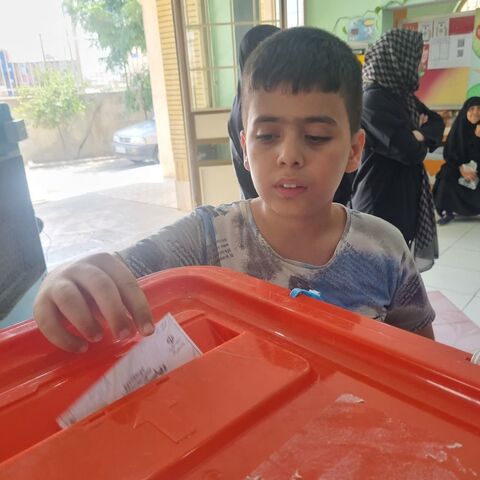 انتخابات در مراکز