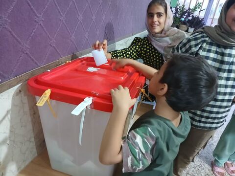 انتخابات در مراکز