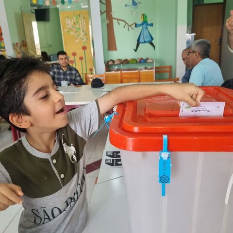 انتخابات در مراکز
