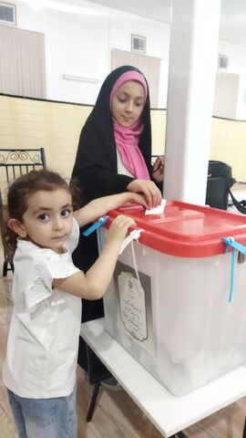 حضور کودکان و رای اولی های کانون فارس در انتخابات