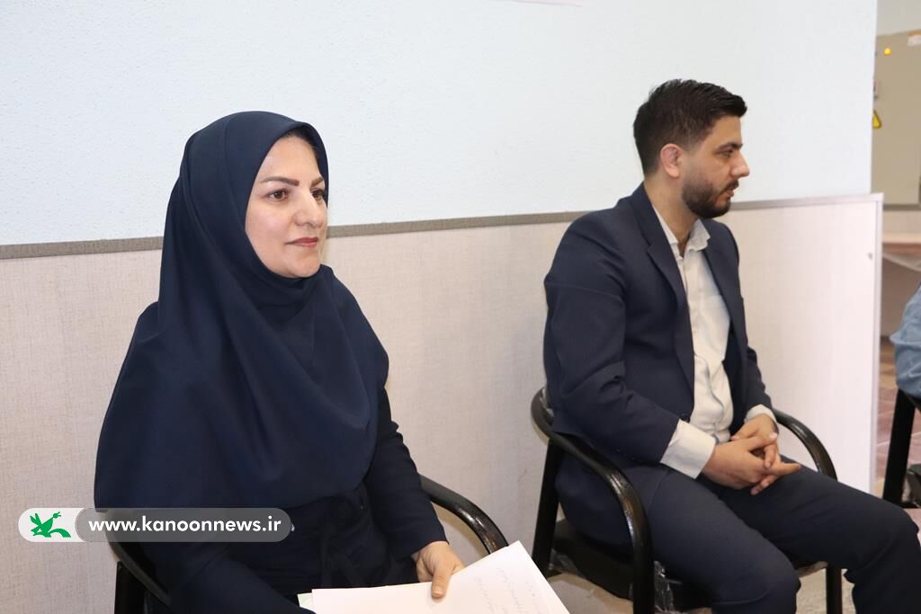 سیویکمین جلسه انجمن نویسندگان نوجوان کانون گلستان