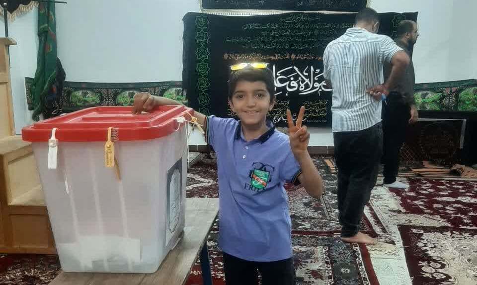 شور و شوق اعضای کانون استان قزوین برای مشارکت در آینده کشور