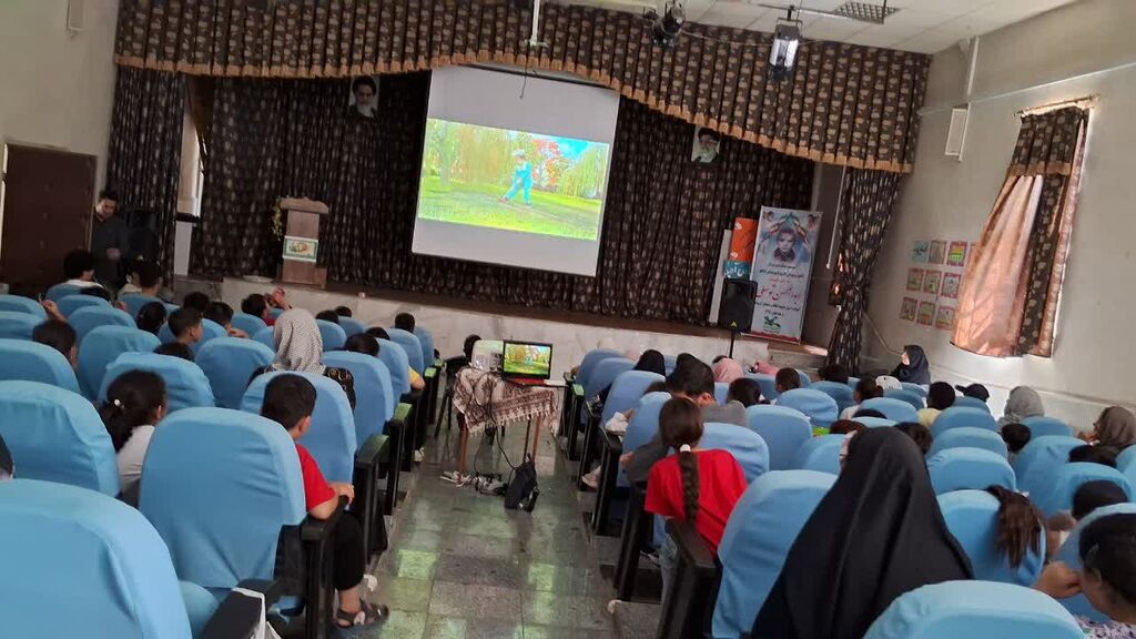 مسافری از گانورا در کنگاور