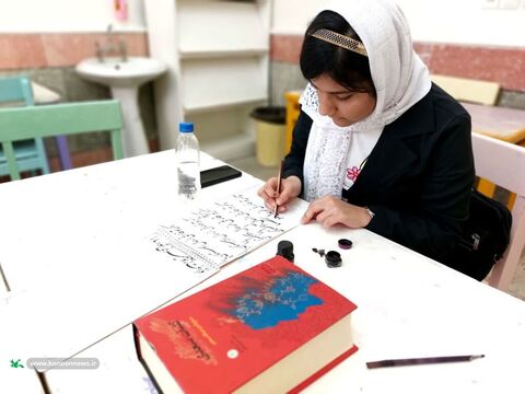 ویژه برنامه های روز قلم