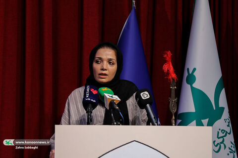 برنامه شعرخوانی عاشورایی و رونمایی از کتاب «گل کم تحمل است» برگزار می‌شود