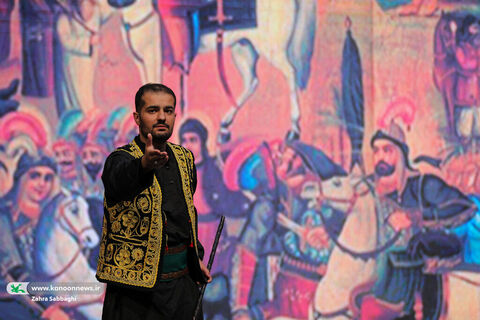 برنامه شعرخوانی عاشورایی و رونمایی از کتاب «گل کم تحمل است» برگزار می‌شود