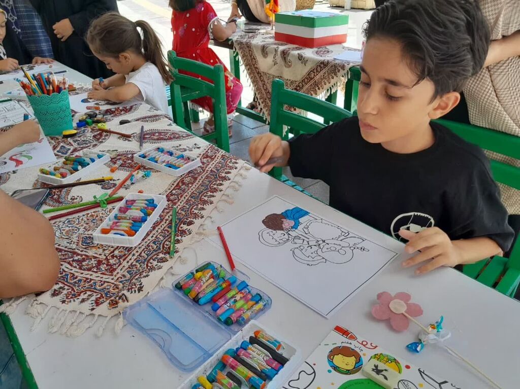 مشارکت کودکان و نوجوانان در حماسه حضور