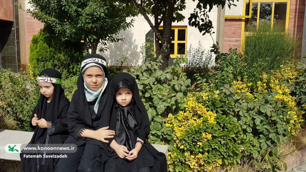 اهتزار پرچم میهمانان کوچک امام حسین (ع) در کانون کرمانشاه