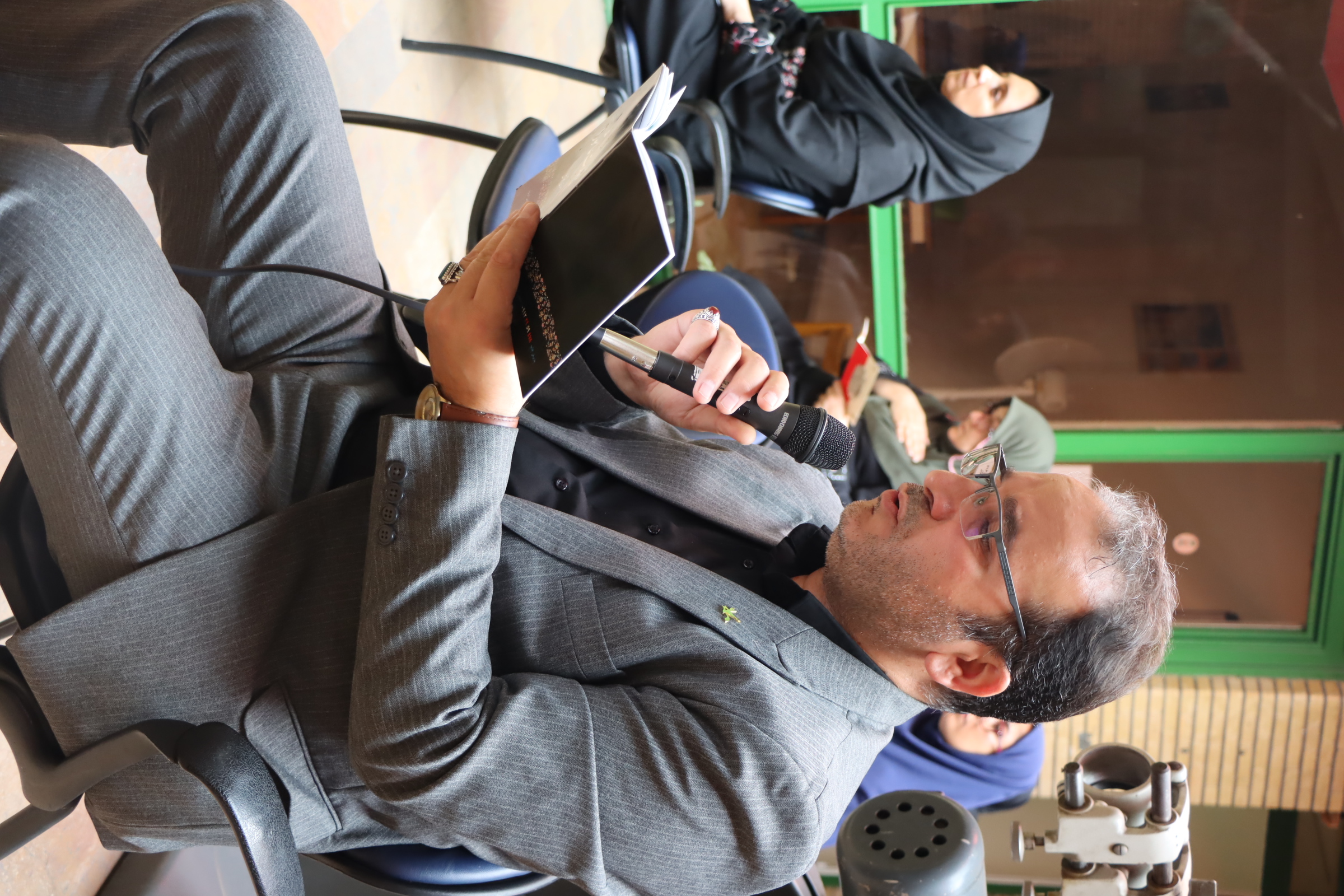 برگزاری مراسم قرائت زیارت عاشورا در اداره کل کانون استان تهران