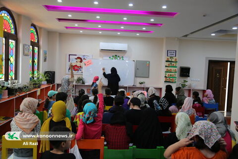 آشنایی کودکان و نوجوانان بوشهری با داستانک نویسی