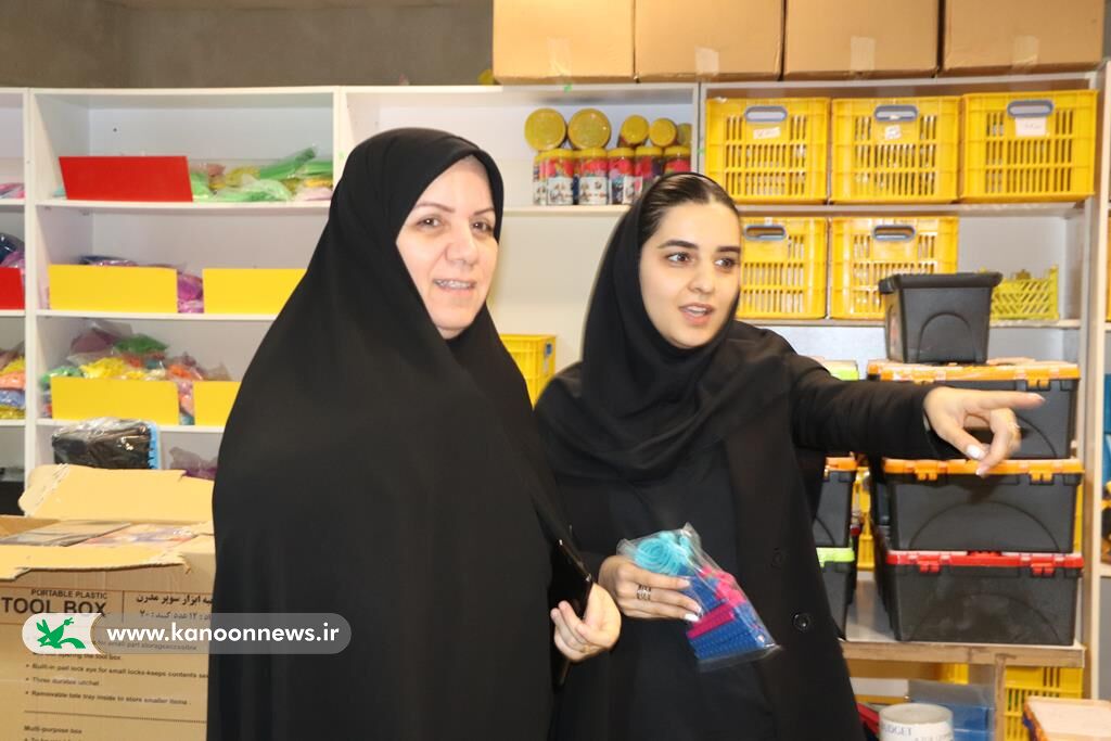 بازدید مدیرکل کانون از کارگاه تولید پکیجهای آموزش رباتیک روبویونیک