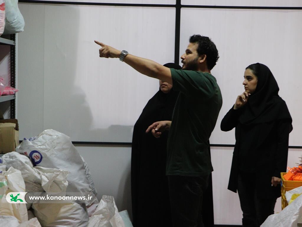 بازدید مدیرکل کانون از کارگاه تولید پکیجهای آموزش رباتیک روبویونیک