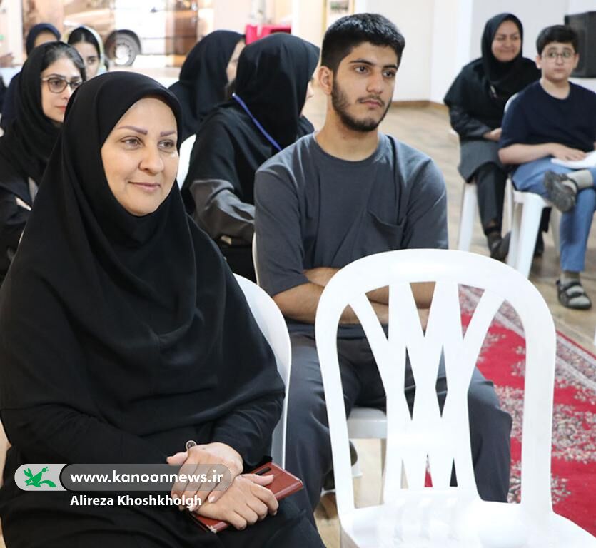 من و شعر، عاشق هم شدیم