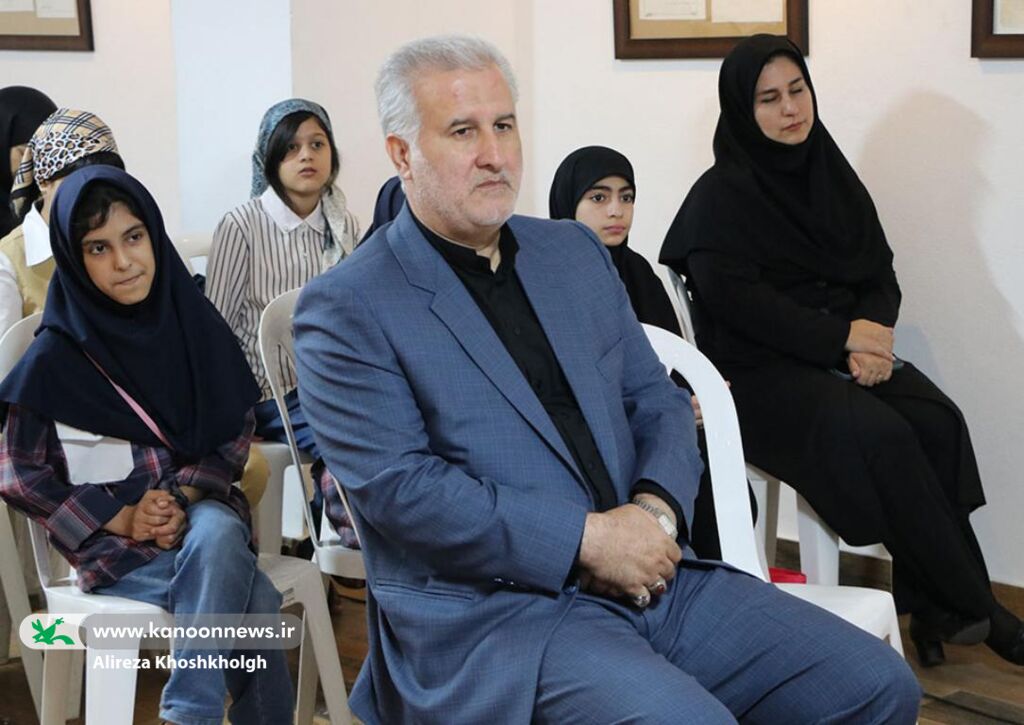 من و شعر، عاشق هم شدیم