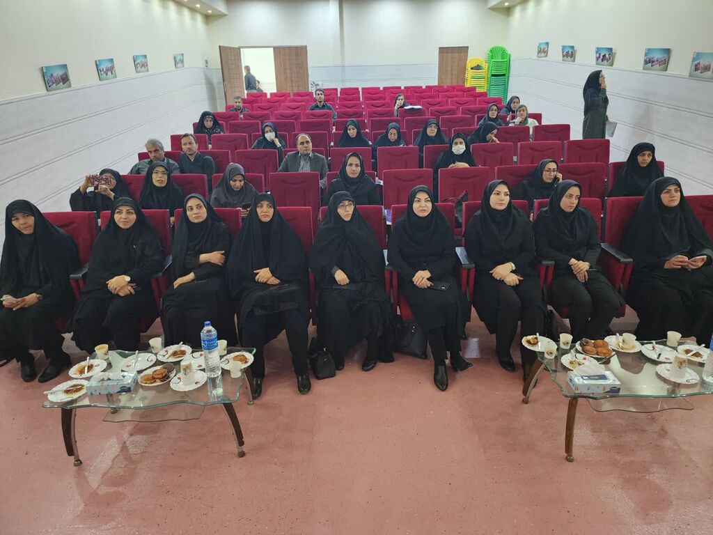 تالار رقومی برگزاری کارگاه آموزشی "تالار رقومی کودکان و نوجوانان" در کانون همدان