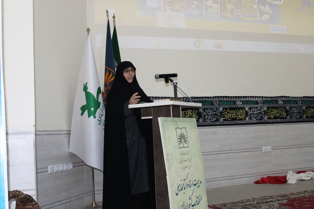 برگزاری کارگاه آموزشی "تالار رقومی کودکان و نوجوانان" در کانون همدان