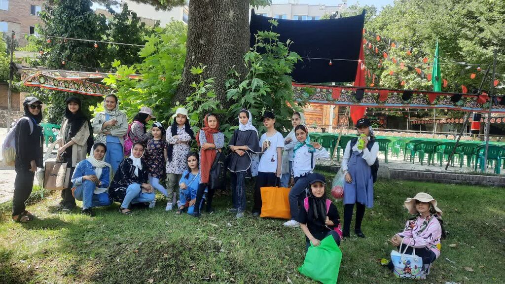 برگزاری اردوی علمی "یک روز به یادماندنی" در مرکز 2 همدان