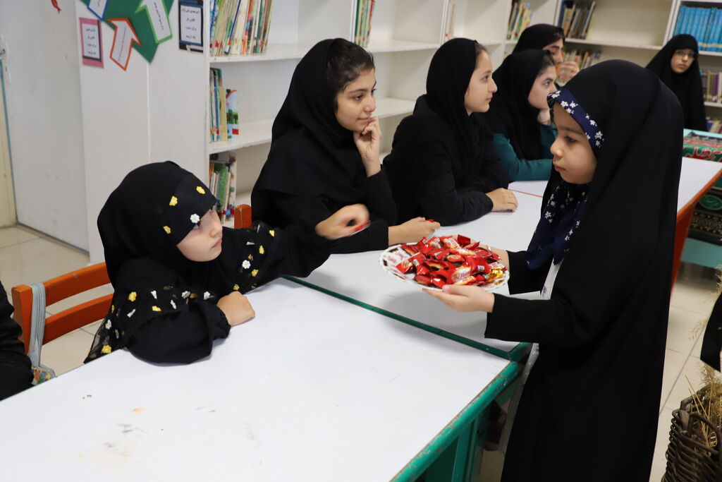 چایخانه ی دختران عاشورایی به یاد حضرت رقیه (س) در مرکز شماره ۱ ارومیه