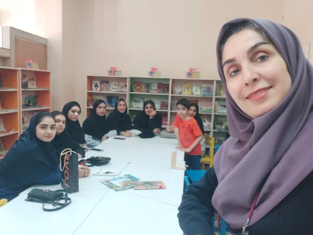 اردوی دختران نوجوان مجتمع آفرینش به زندان ضحاک