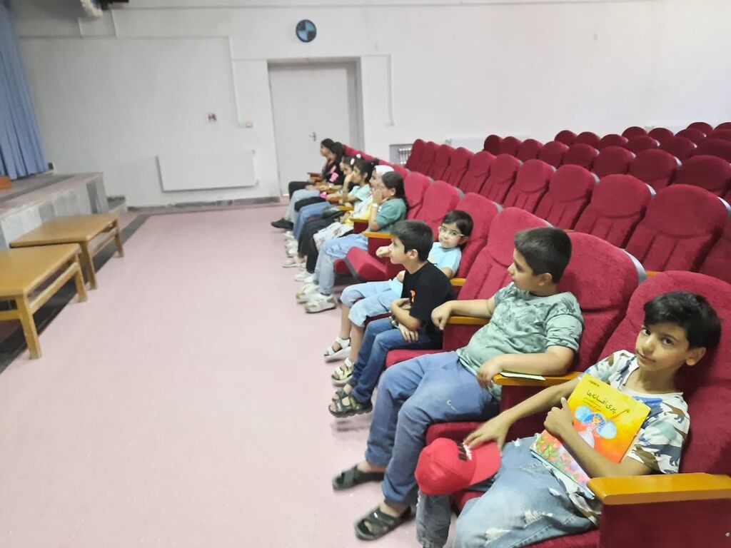 برگزاری ویژه برنامههای روز ملی عفاف و حجاب در مراکز کانون همدان