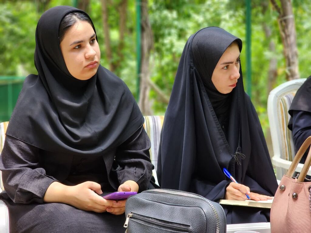 کارگاه خاطرهگزینی با حکیمه دباغ برگزار شد