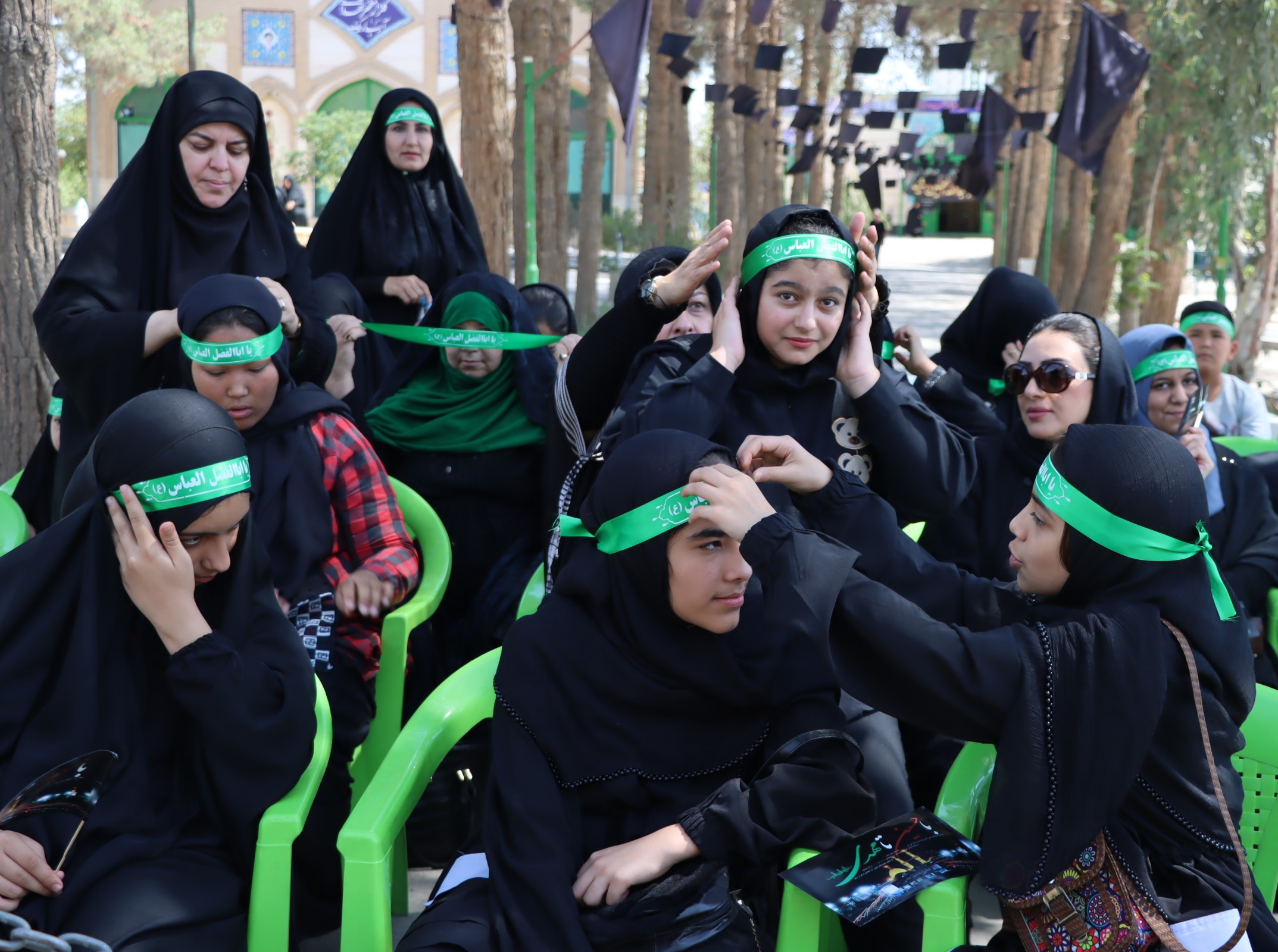 تماشاخانه سیار کانون تهران نخستین سفر خود را آغاز کرد