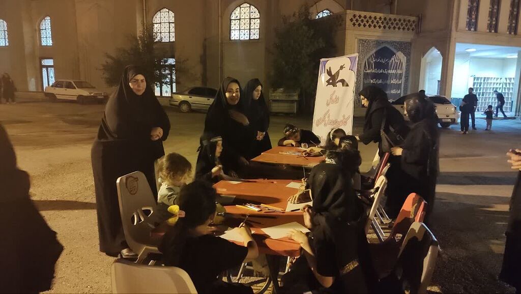 هیئت کودکان ونوجوانان علوی وفاطمی در مصلای امام خمینی (ره) شهر ایلام