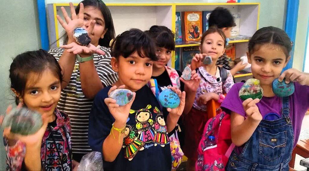 ویژه برنامهی علمی «روز سنگها» در مرکز هشتگرد