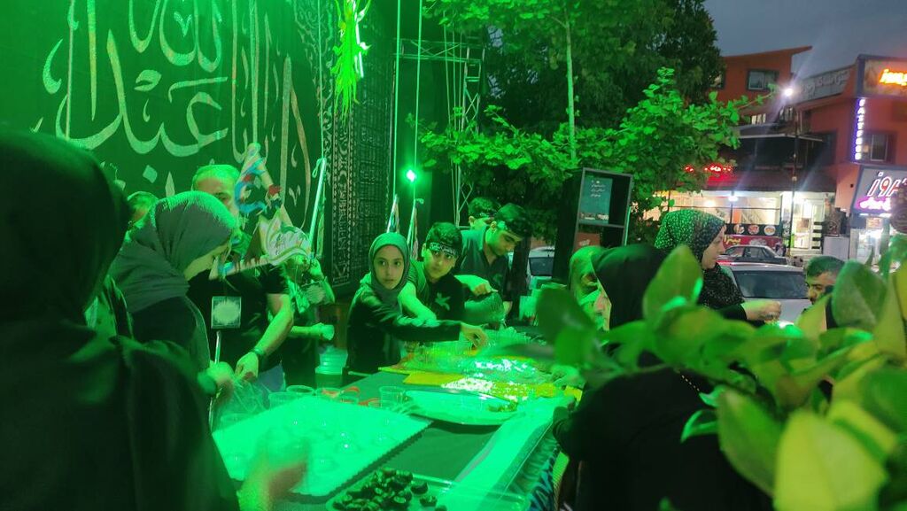 برپایی موکب عزای  حسین در رامسر برپایی موکب عزای  حسین در رامسر