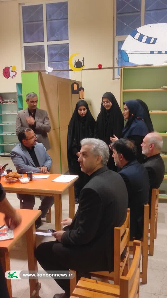 بازدید وزیر اقتصاد و عضو مجمع عمومی کانون پرورش فکری از مرکز بندرگز